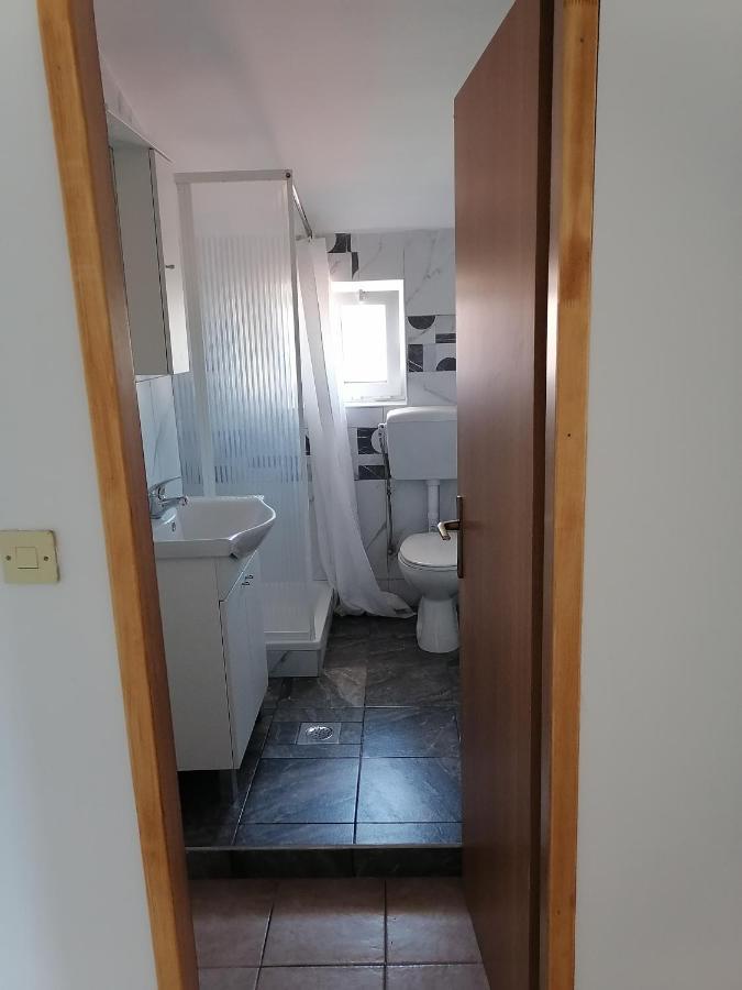 Apartment Luce And Ante بيبينيا المظهر الخارجي الصورة