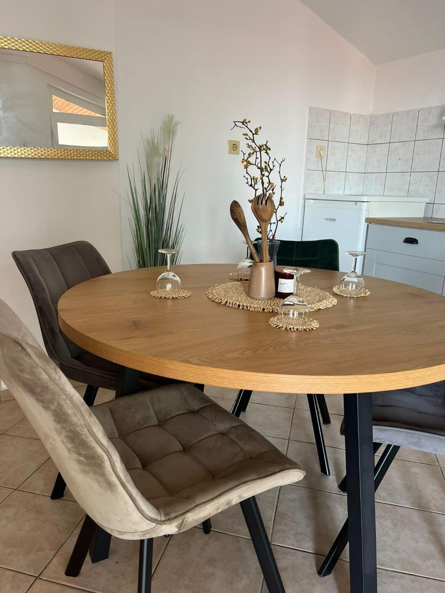 Apartment Luce And Ante بيبينيا المظهر الخارجي الصورة