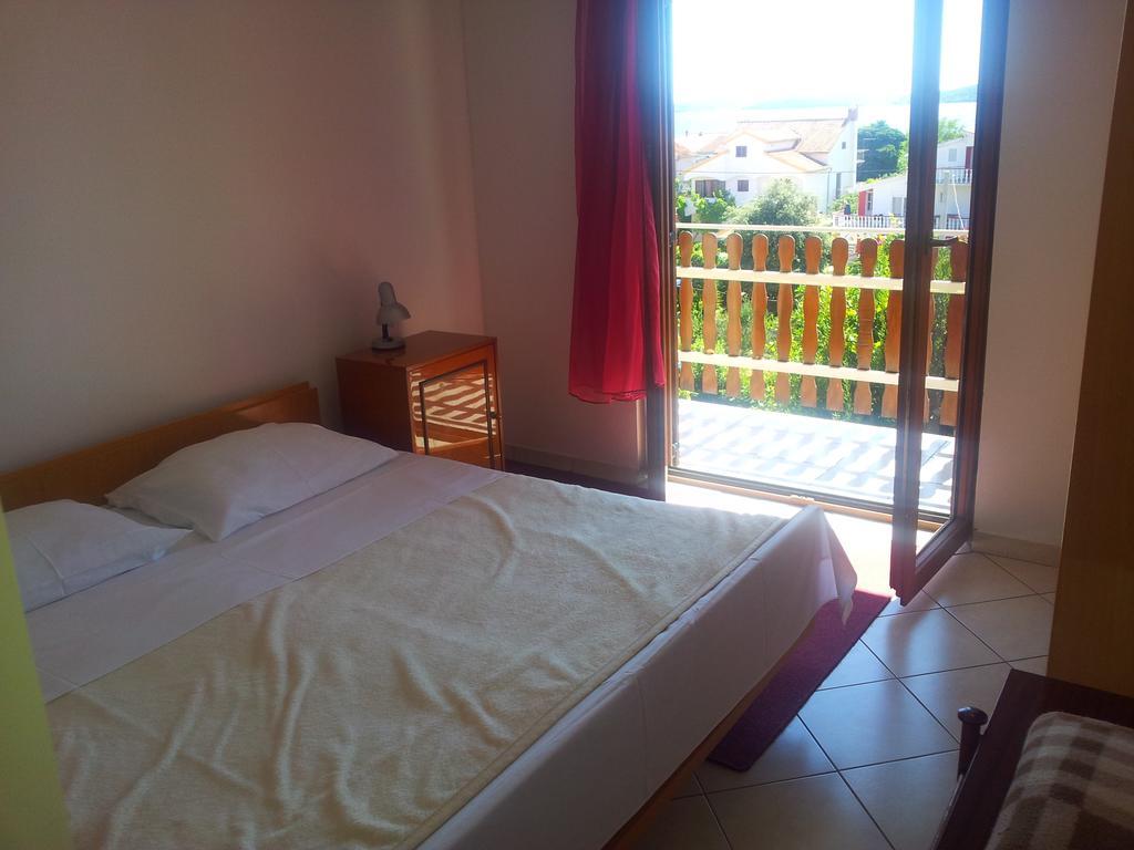 Apartment Luce And Ante بيبينيا الغرفة الصورة