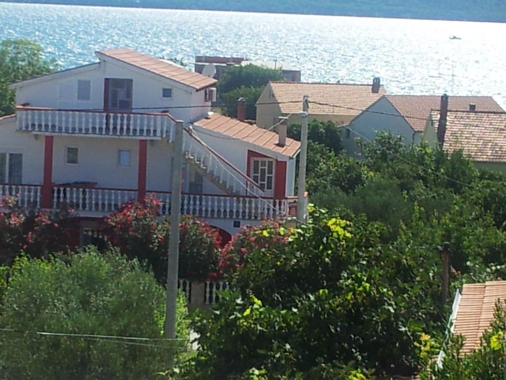Apartment Luce And Ante بيبينيا الغرفة الصورة