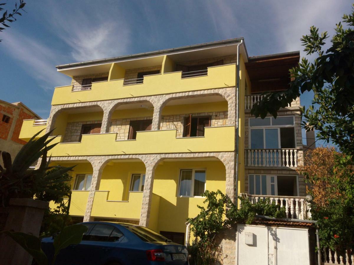 Apartment Luce And Ante بيبينيا المظهر الخارجي الصورة